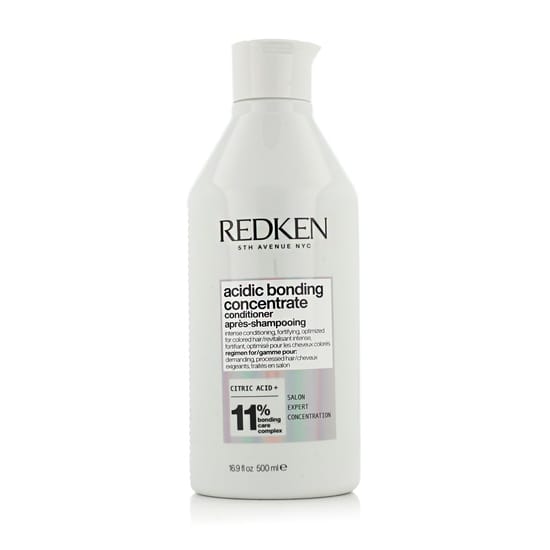 Redken acidic bonding concentrate conditioner pudeli lähivõte