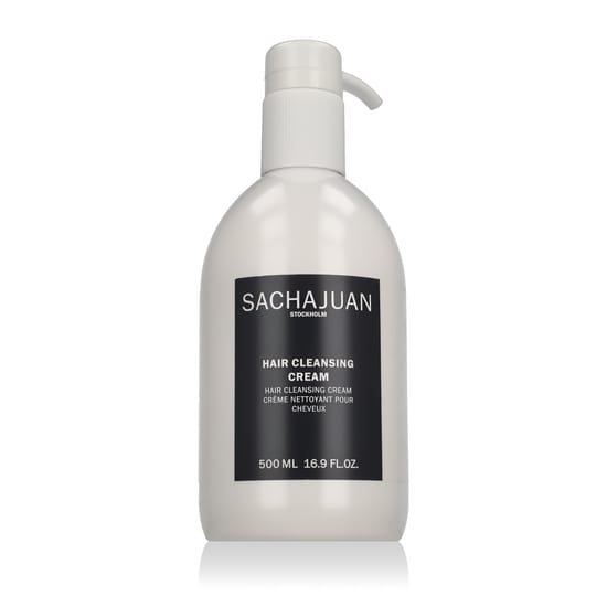 Флакон Sachajuan Hair Cleansing Cream на светлом фоне – средство для глубокого очищения и ухода за волосами