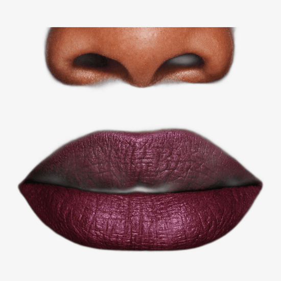 Close-up view of Shiseido ModernMatte Powder Lipstick (502 Whisper)