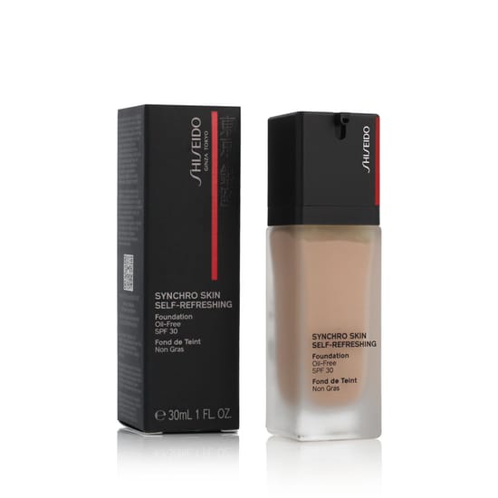 Close-up of shiseido synchro skin self-refreshing foundation oil-free spf 30