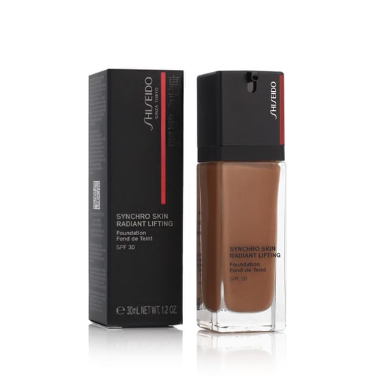 Shiseido synchro skin radiant lifting foundation spf 30 lähivõte varjus 460 topaz