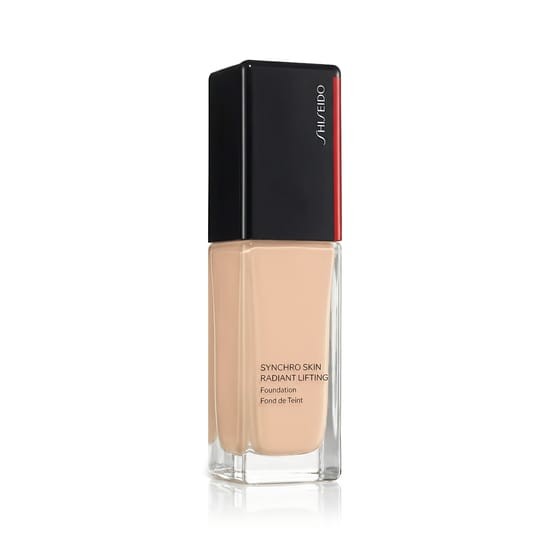 Shiseido Synchro Skin Radiant Lifting Foundation pudeli lähivõte