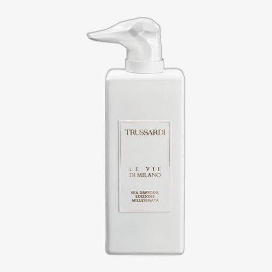 Оригинальная упаковка Trussardi Le Vie Di Milano Sea Daffodil EDP Intense Элегантный флакон Trussardi Le Vie Di Milano Sea Daffodil Edizione Millesimata EDP Intense