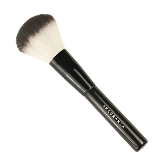 Touch of Beauty Powder Brush harjaste detailvaade
