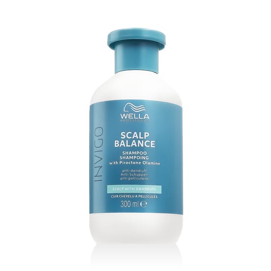 Флакон шампуня Wella Invigo Scalp Balance для чувствительной кожи головы, шампунь против перхоти Wella Invigo Scalp Balance