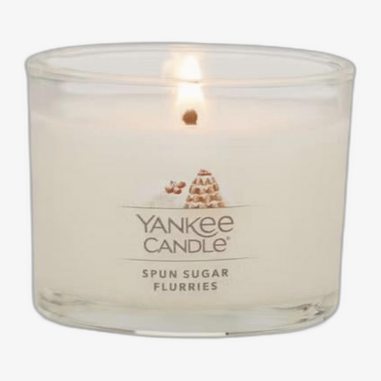 Средняя свеча spun sugar flurries от Yankee Candle