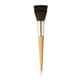 Крупный план кисти Clarins Multi-Use Foundation Brush