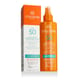 Collistar Smart Sun Protection® Active Protection Milk Spray SPF 50 на фоне пляжа