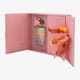 Maison Asrar Fairyland EDP pudeli lähivaade