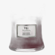 WoodWick mini kellakujuline aroomiküünal, musta kirsi magus aroom ja prõksuv leek