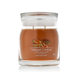 Yankee Candle Signature Scented Candle Farm Fresh Peach 368 g